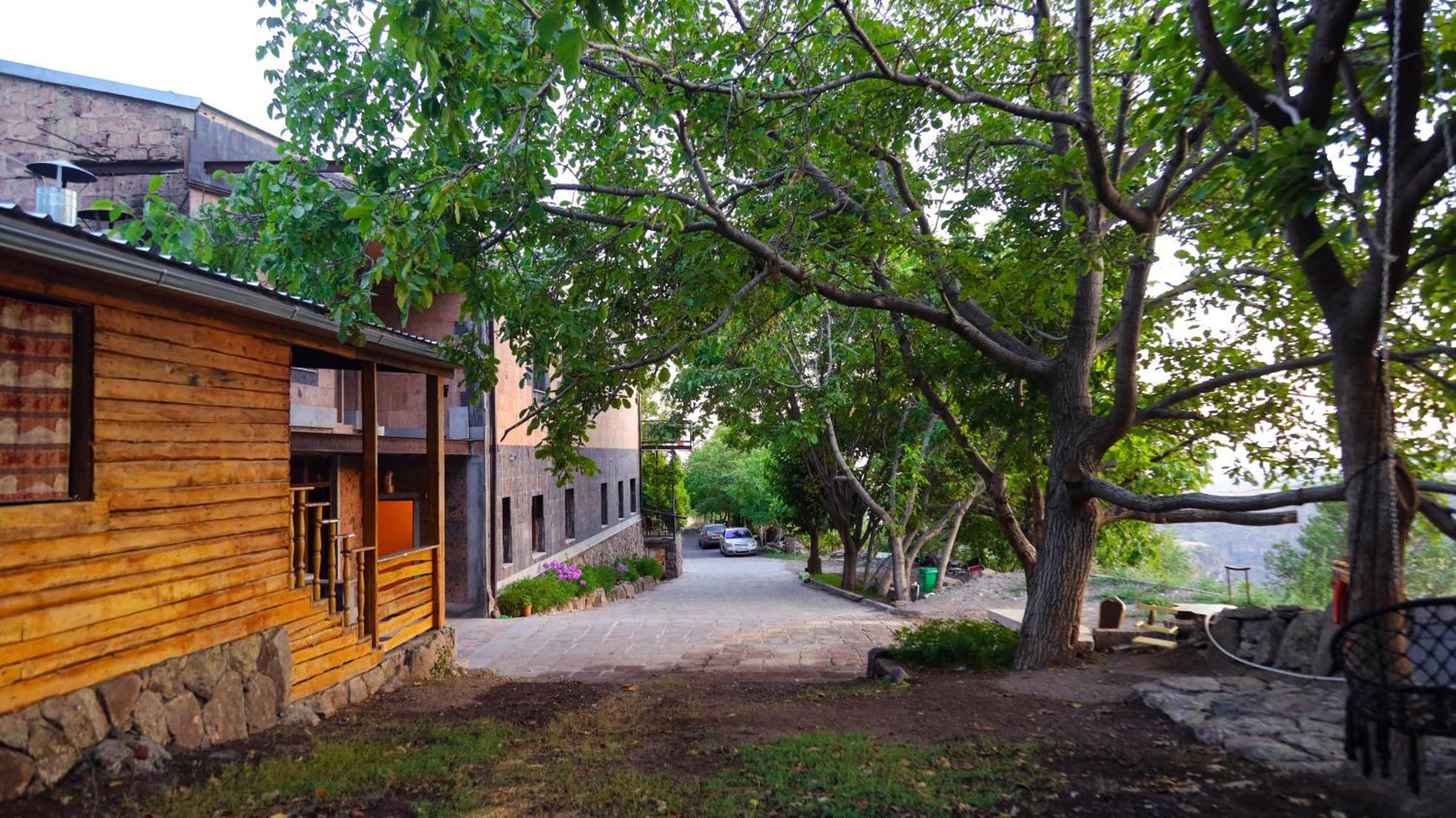 Old Byurakan Gouest House エクステリア 写真