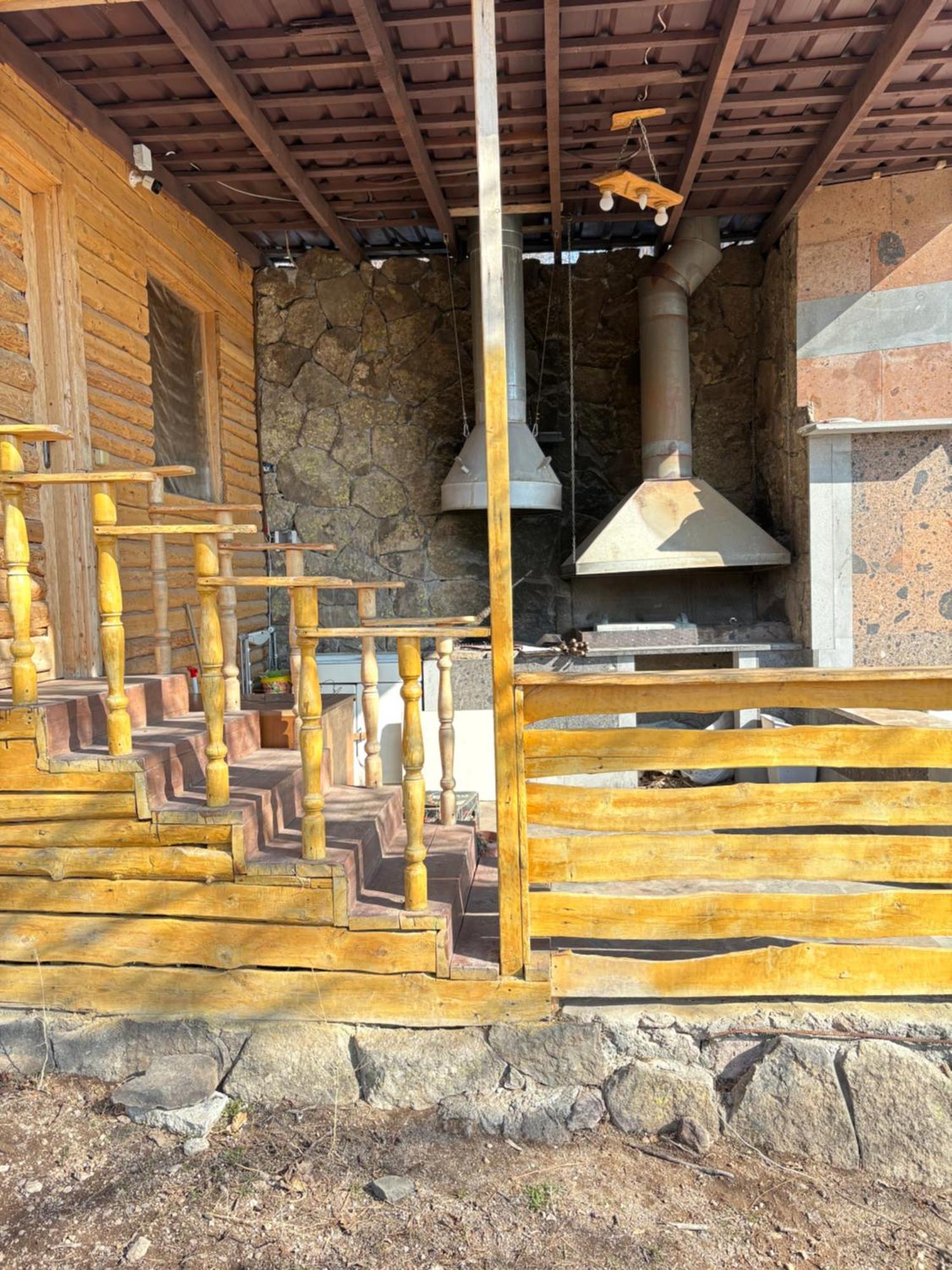 Old Byurakan Gouest House エクステリア 写真